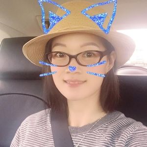 Meet your Posher, Angela